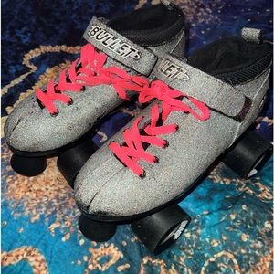 Silver glitter holographic Bullet skates with hot pink shoe strings